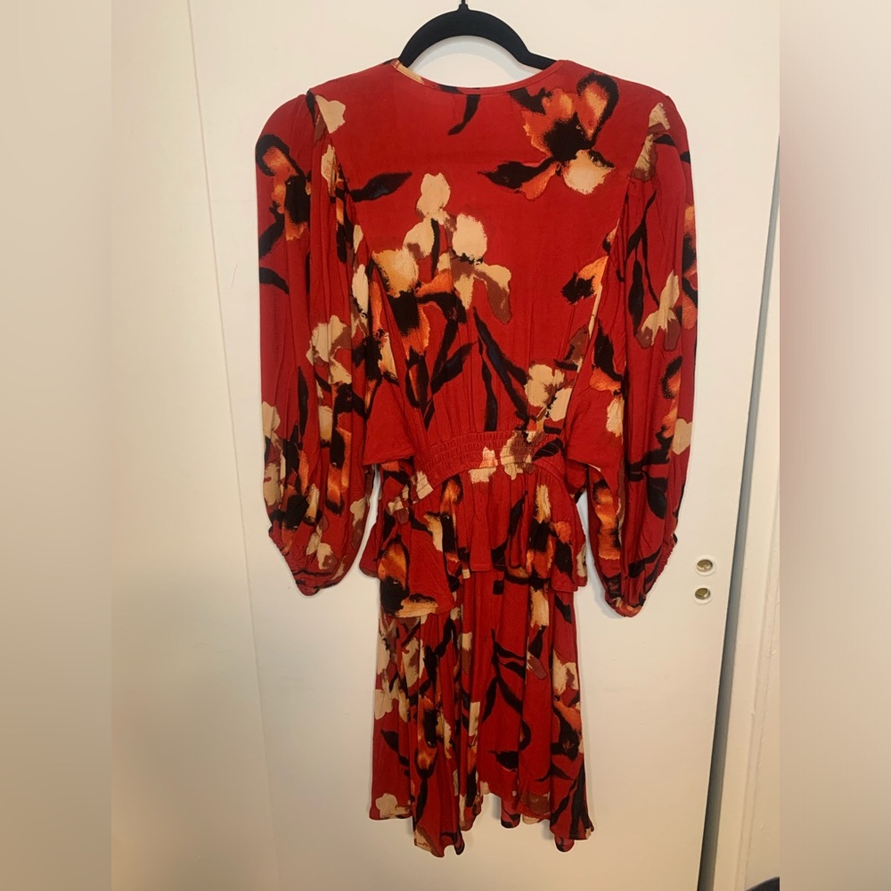 NWT BAND OF FREE FLORAL LONG SLEEVE DRESS - Picture 3 of 5